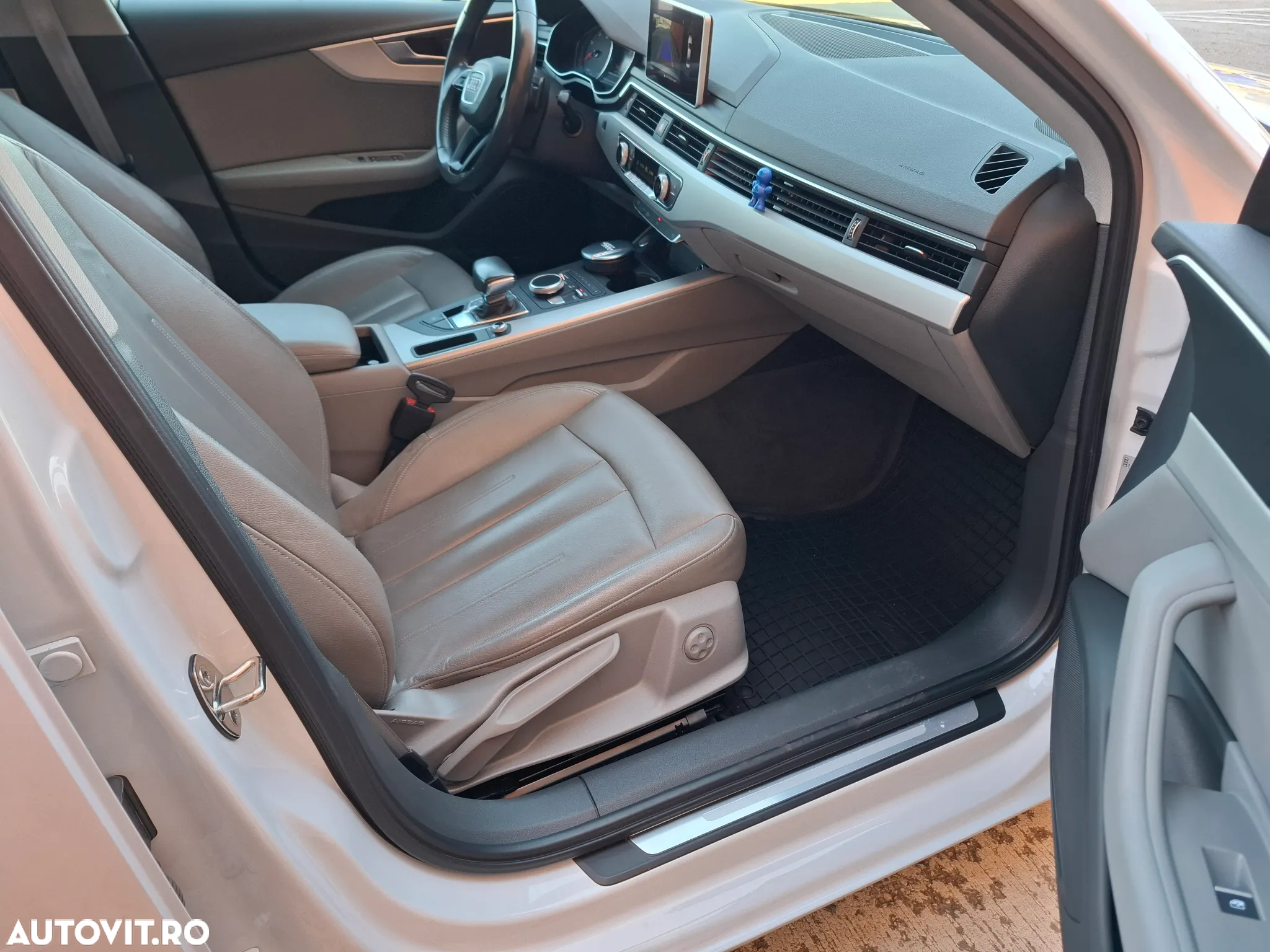 Audi A4 Avant 2.0 TDI S tronic Design - 10