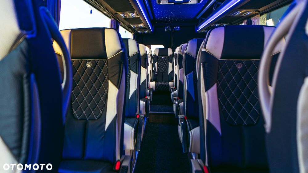 Mercedes-Benz Sprinter 519 - 17