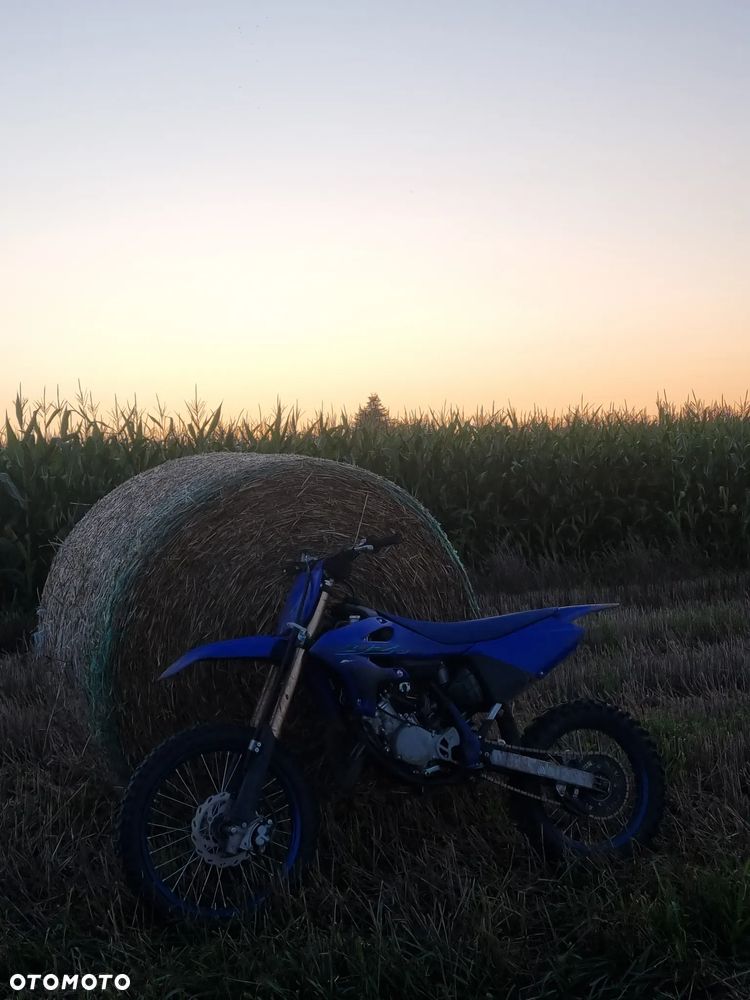 Yamaha YZ - 8