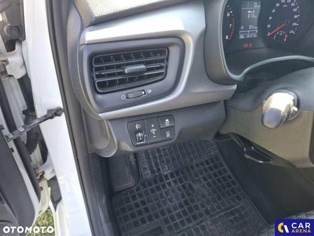 Kia Rio - 20