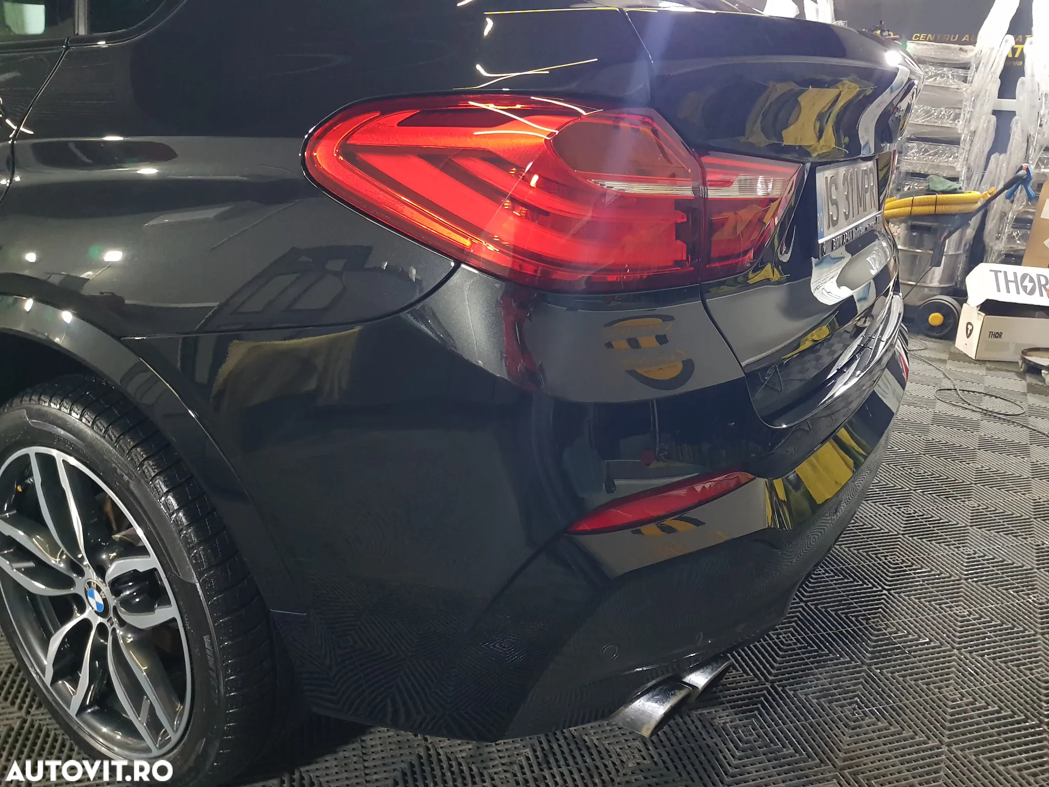 BMW X4 xDrive28i AT - 11