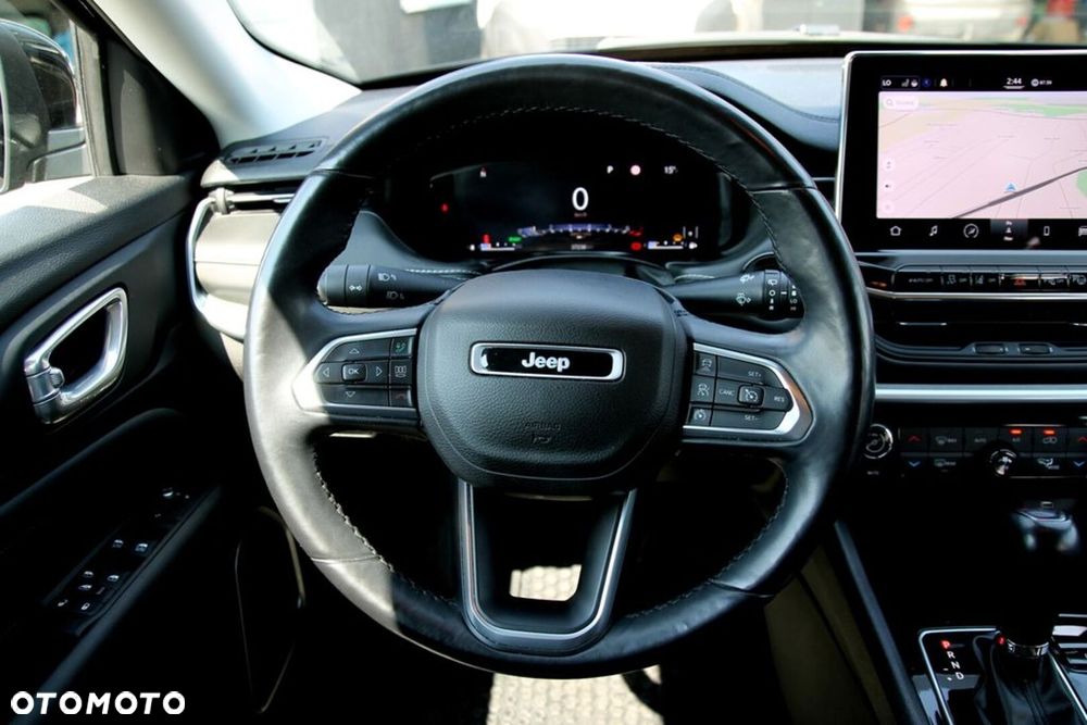 Jeep Compass - 18