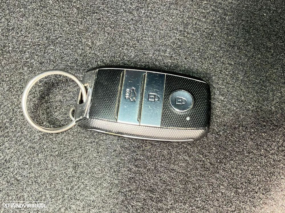 Kia Optima SW 1.7 CRDi GT Line 7DCT - 17