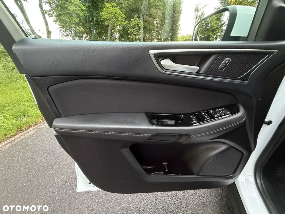 Ford Galaxy - 19