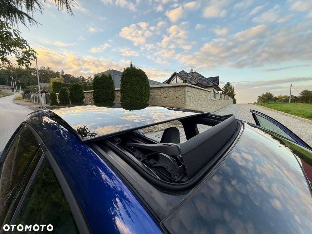 Volkswagen Golf 2.0 TSI OPF 4Motion DSG R - 17