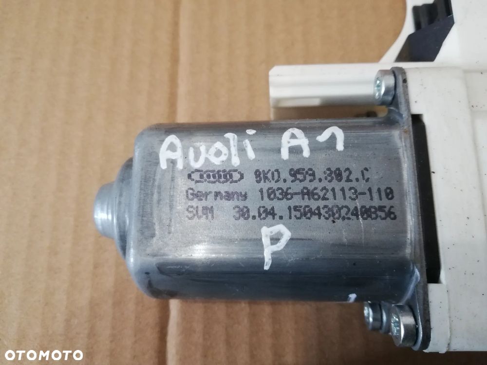 AUDI A1 8X SILNICZEK SZYBY LEWY PRAWY PRZÓD 8K0959801C 8K0959802C - 3