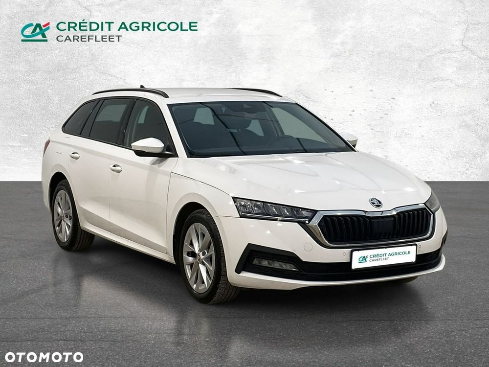 Skoda Octavia 2023 photo 3