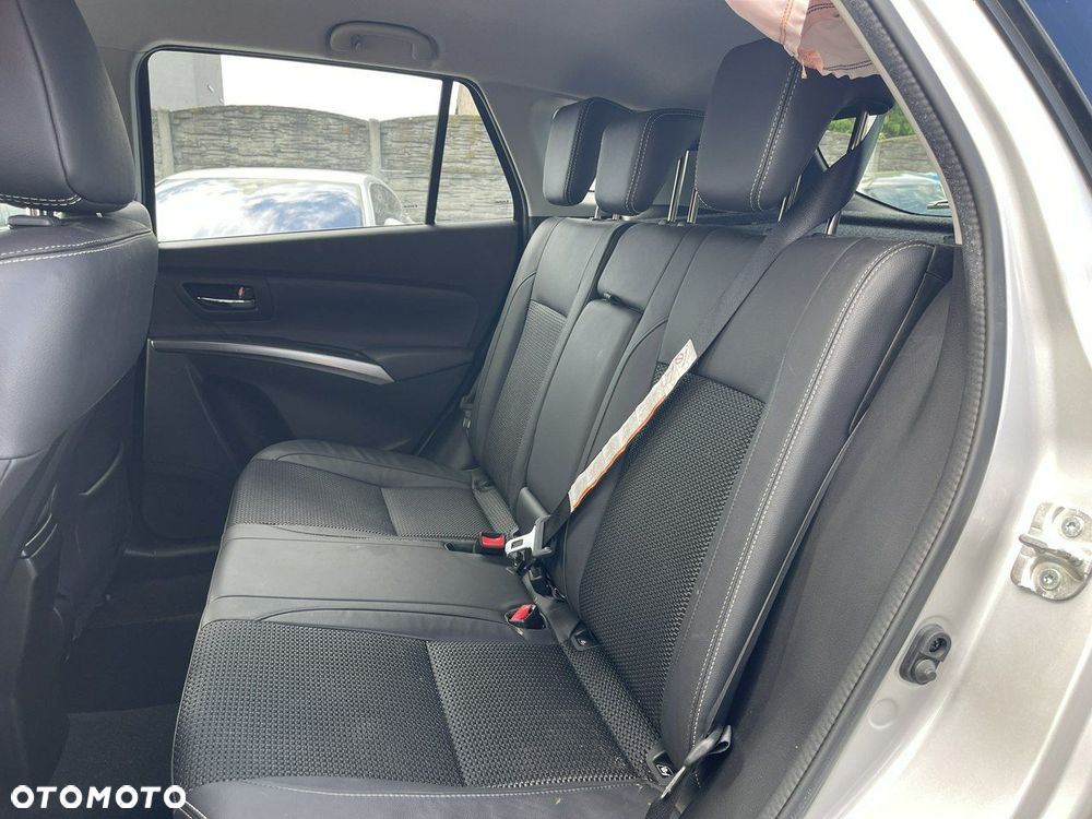 Suzuki SX4 S-Cross 1.4 Boosterjet Hybrid Allgrip Comfort+ - 10