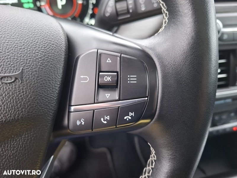 Ford Focus 2.0 EcoBlue Vignale - 12