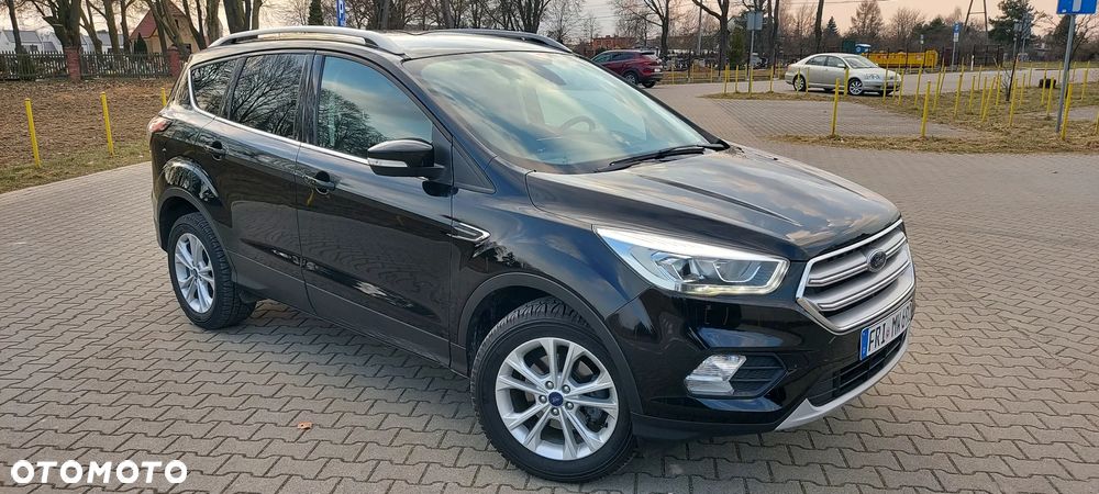 Ford Kuga 1.5 EcoBoost 2x4 Titanium - 2