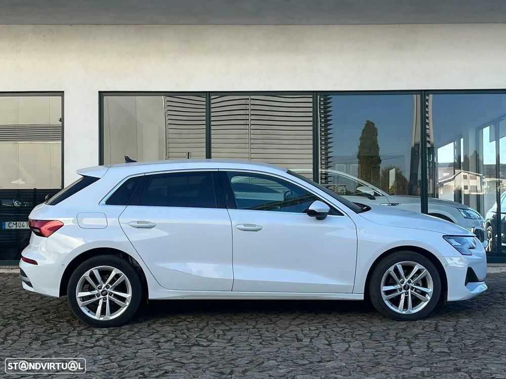 Audi A3 Sportback 30 TFSI Advanced S tronic - 4