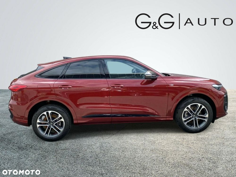 Audi Q5 Sportback - 4