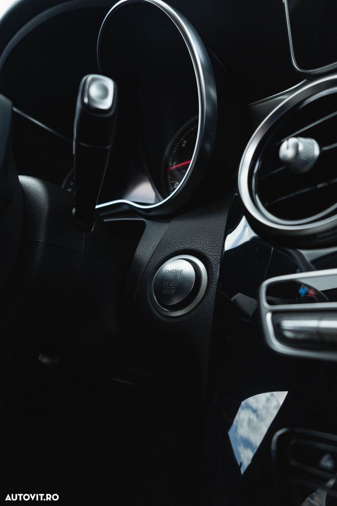 Mercedes-Benz C 250 d 4Matic 9G-TRONIC - 15