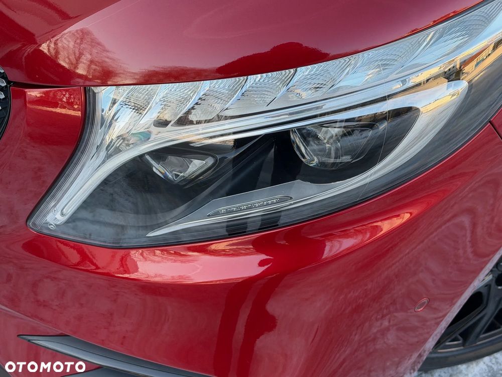 Mercedes-Benz Klasa V 250 d kompakt 4Matic 9G-TRONIC Edition 2020 - 32