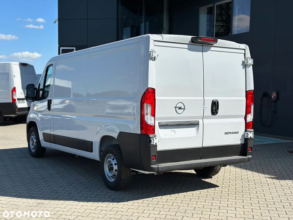 Opel MOVANO Furgon L2H1 3.3T  Diesel 2.2 140 KM Manual - 14
