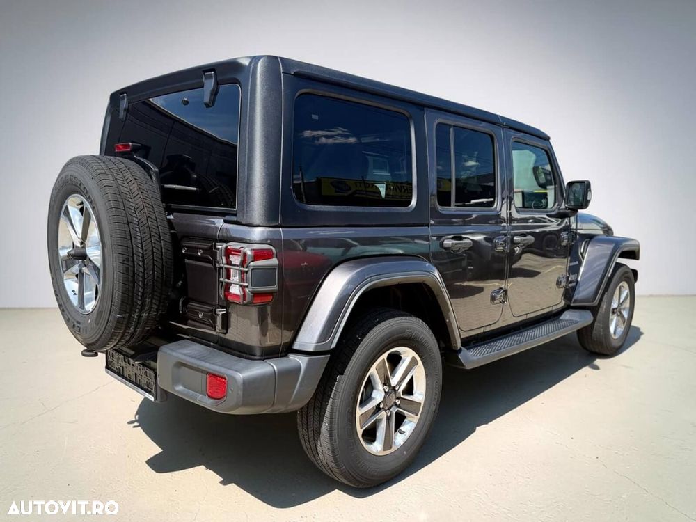 Jeep Wrangler - 18