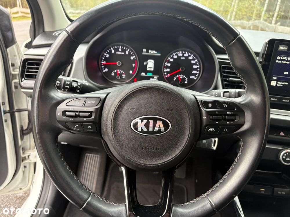 Kia Rio - 21