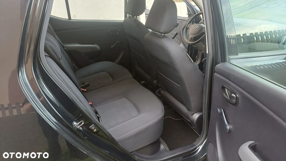 Hyundai i10 1.1 - 11