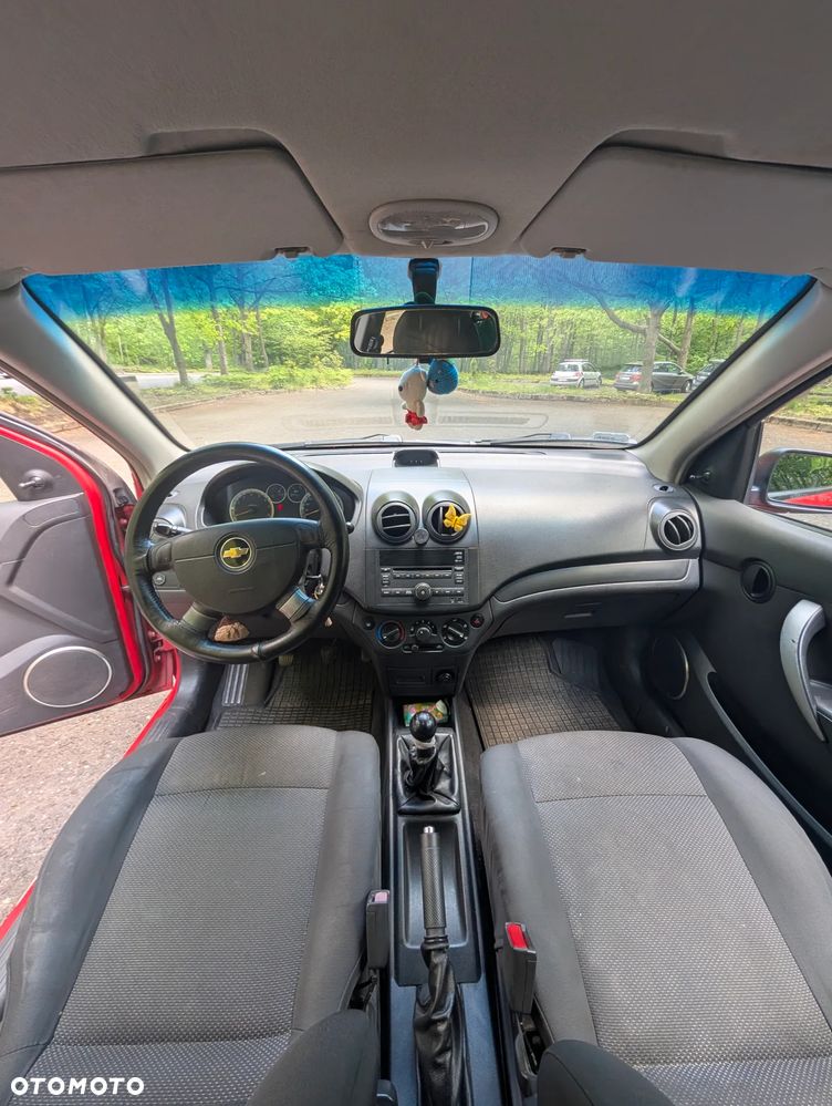 Chevrolet Aveo 1.2 16V Base - 3