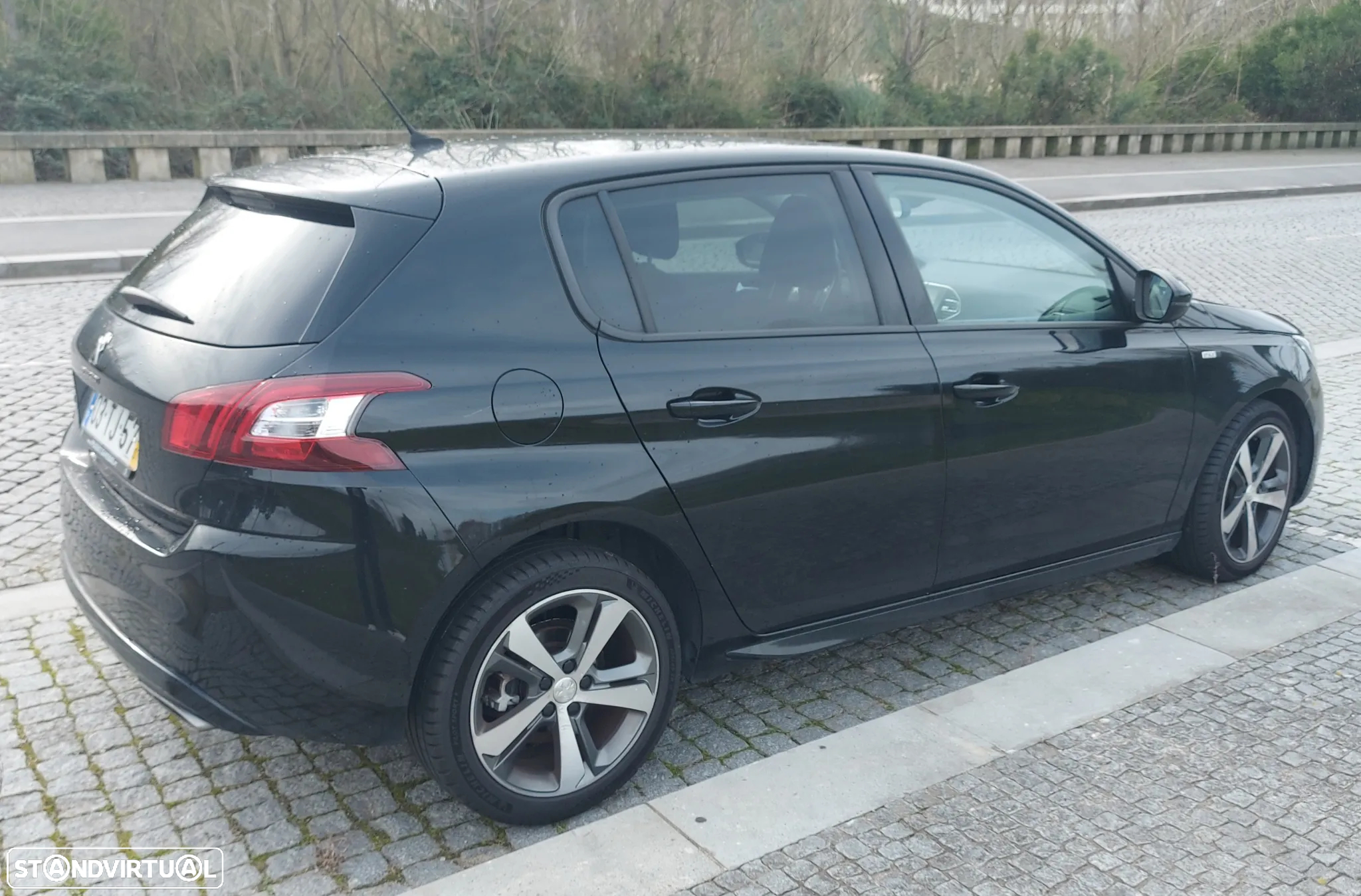 Peugeot 308 1.6 BlueHDi Style J17 - 16