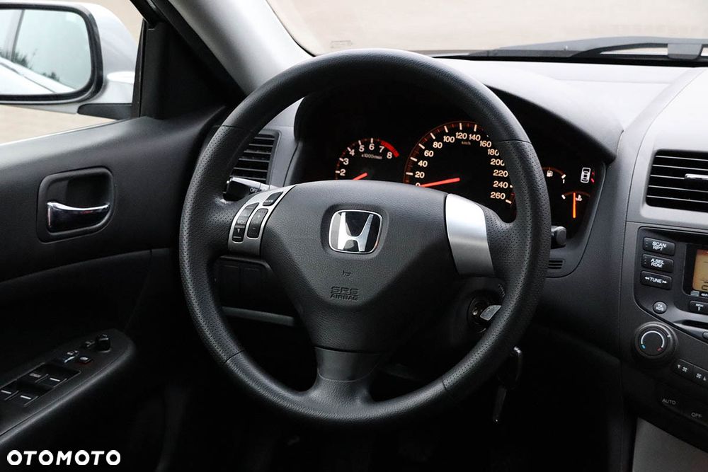 Honda Accord 2.0 i Executive - 29