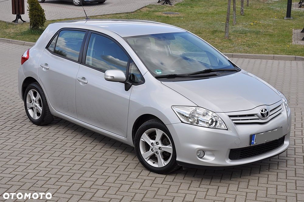 Toyota Auris 1.33 VVT-i Terra Start - 36