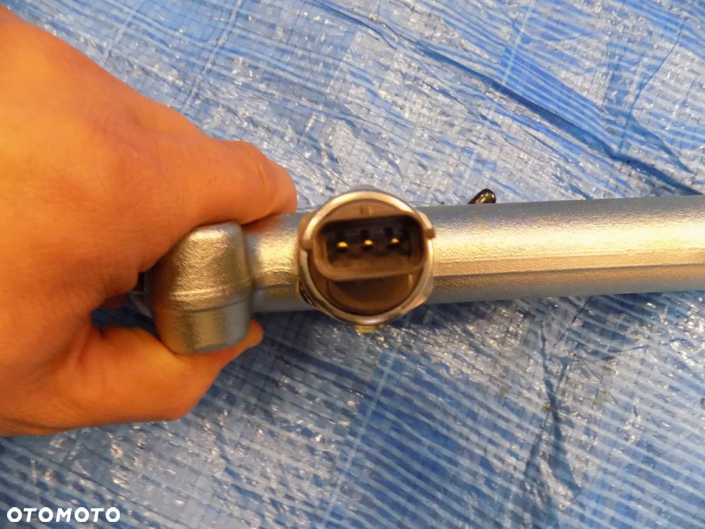 akumulator Listwa wtryskowa wysokiego cisnienia 47708918 a03s21682 isuzu 6hk1 Czujnik listwy wtryskowej Denso 6131 - 4