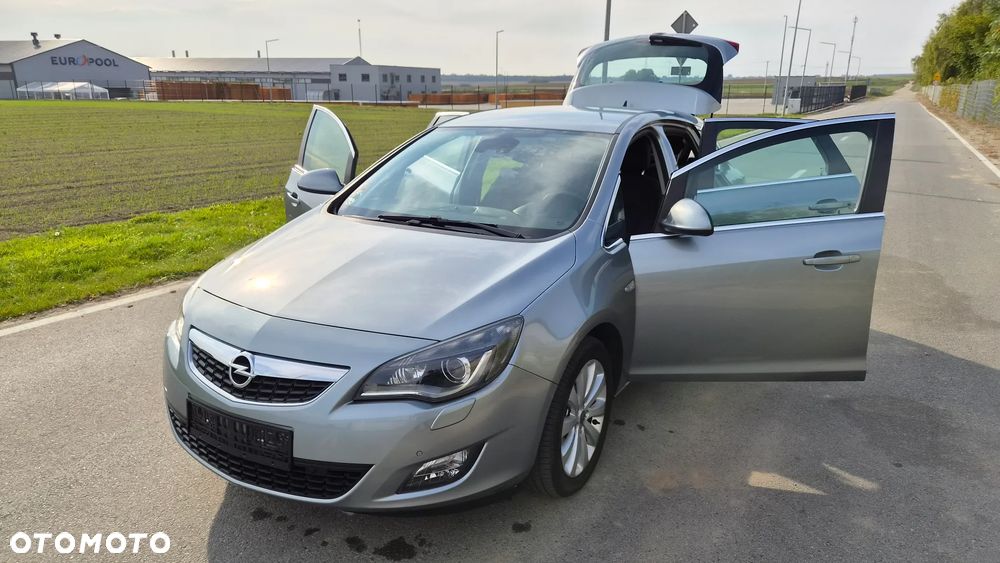 Opel Astra - 16