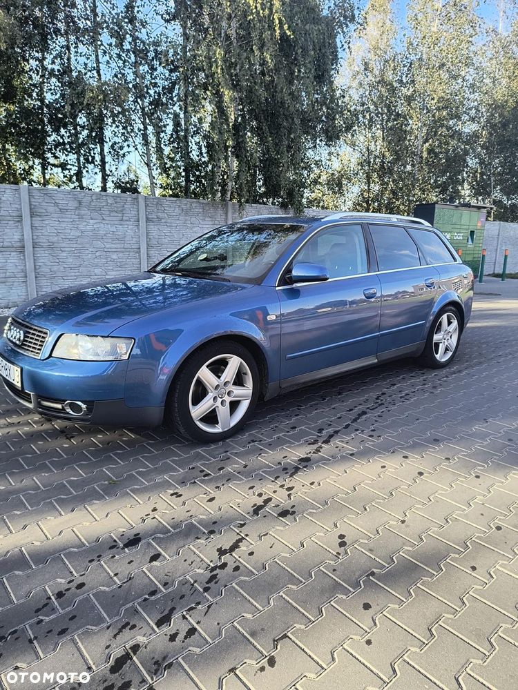 Audi A4 Avant - 4