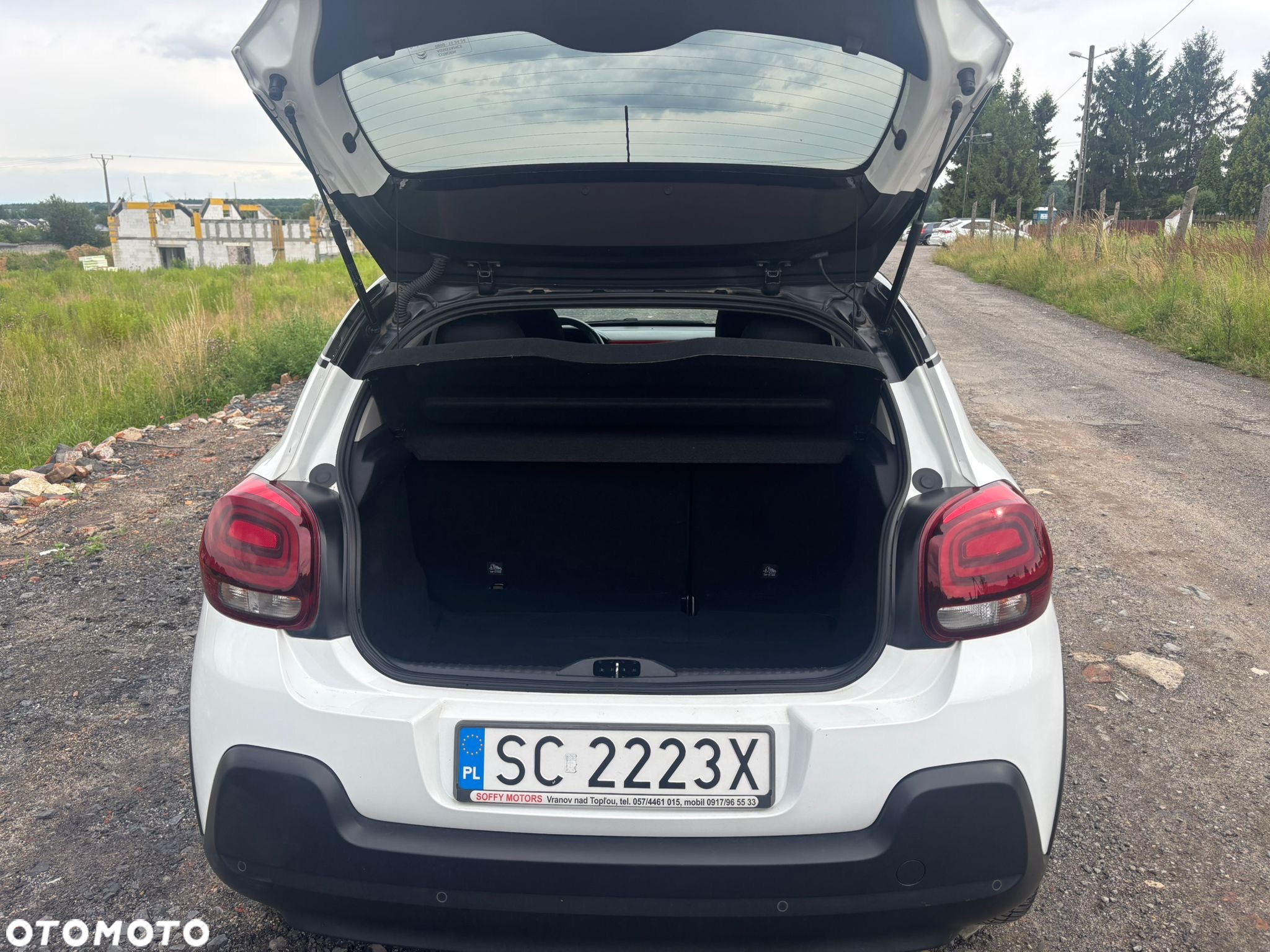 Citroën C3 1.2 PureTech GPF Elle - 11