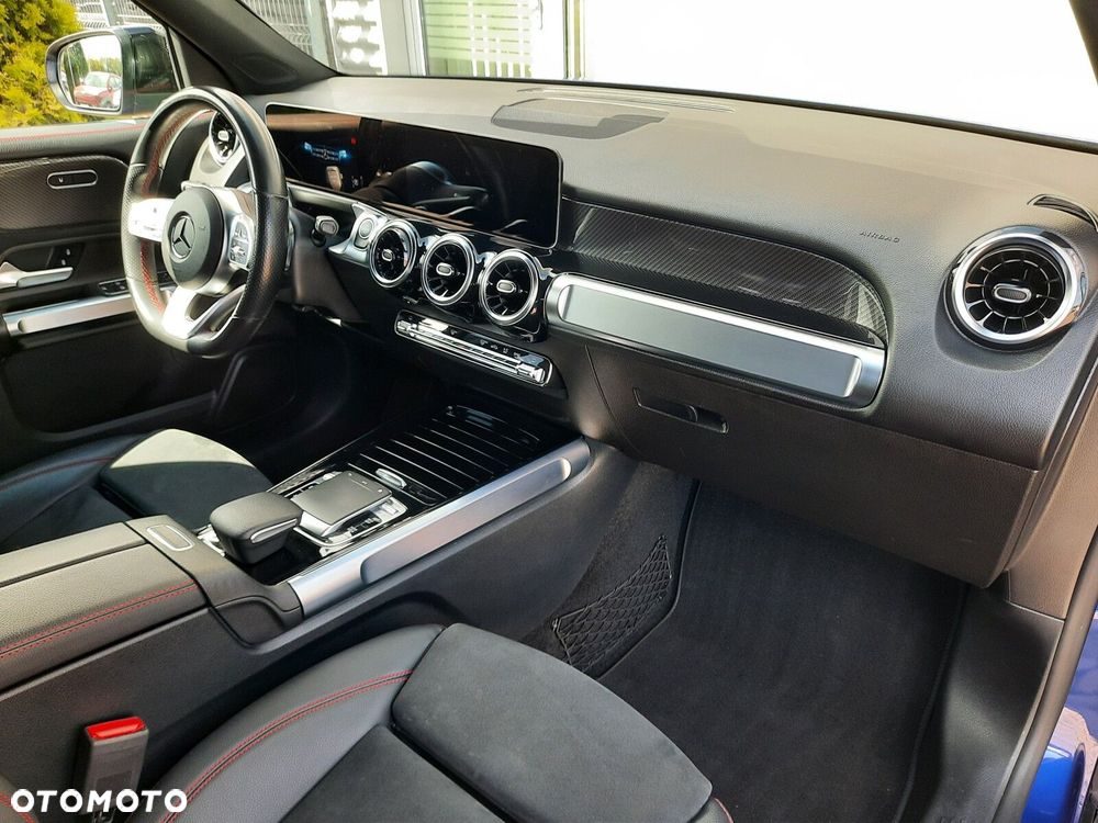 Mercedes-Benz GLB 200 d 4-Matic AMG Line 8G-DCT - 8