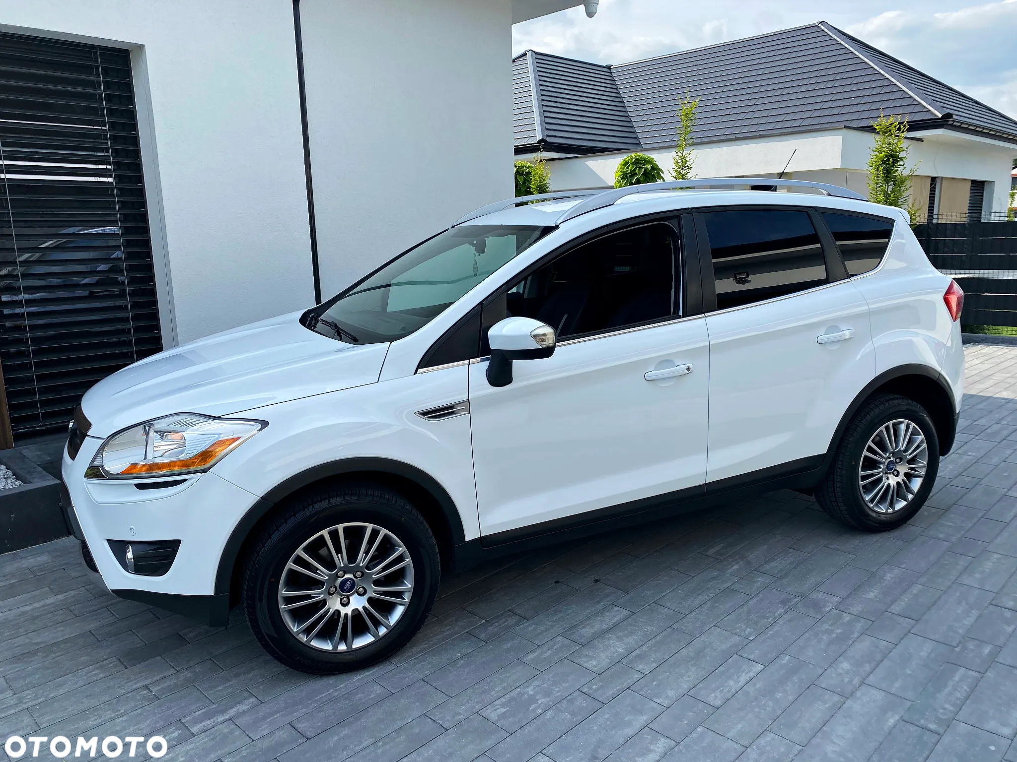 Ford Kuga 2.0 TDCi 4WD Titanium - 5