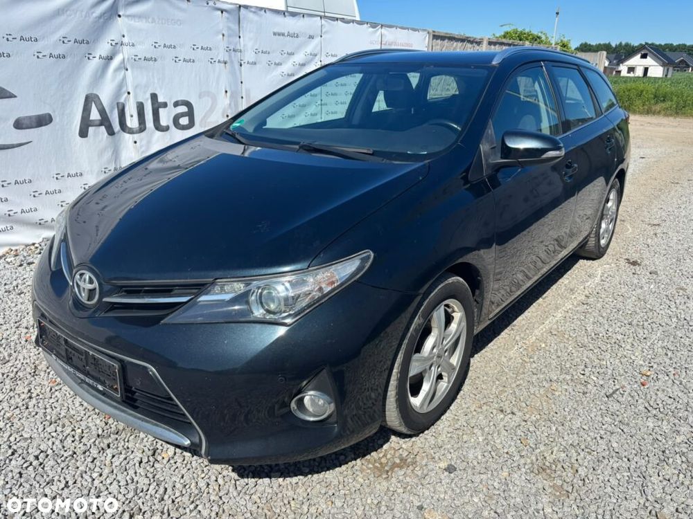 Toyota Auris 1.4 D-4D - 2