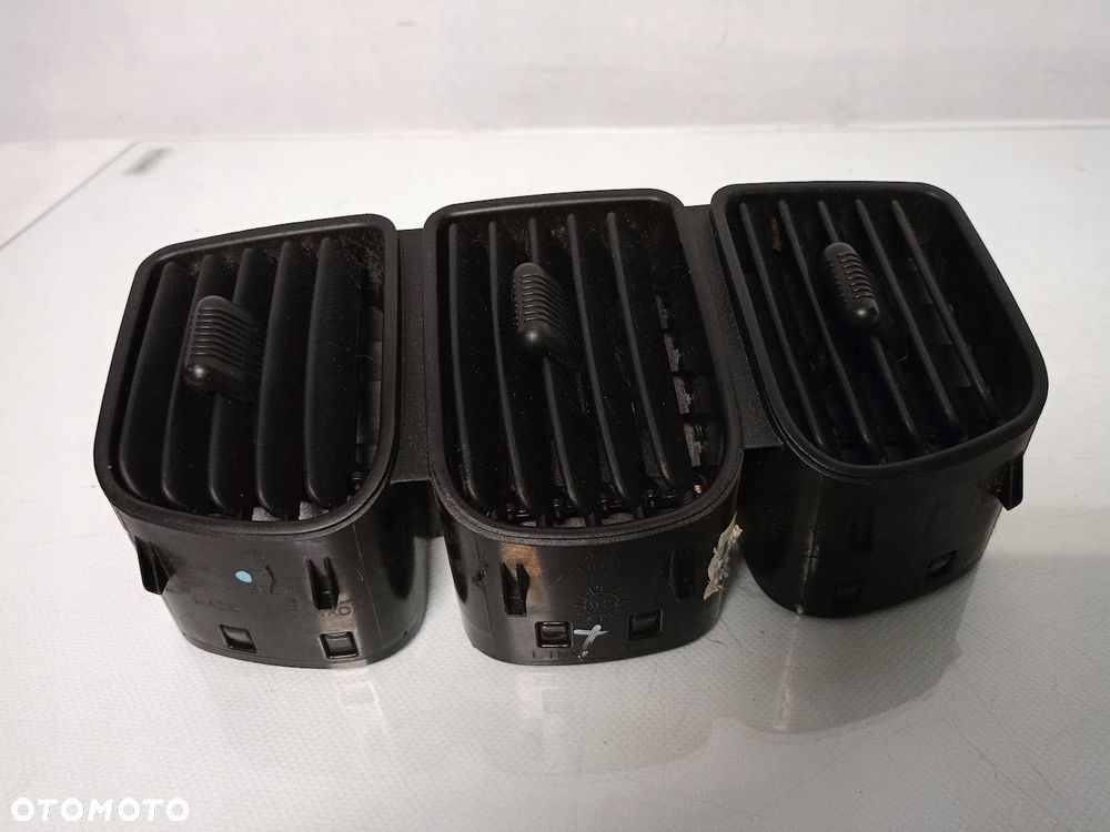 kratka nawiewu środkowa prawa chrysler voyager iv - 2