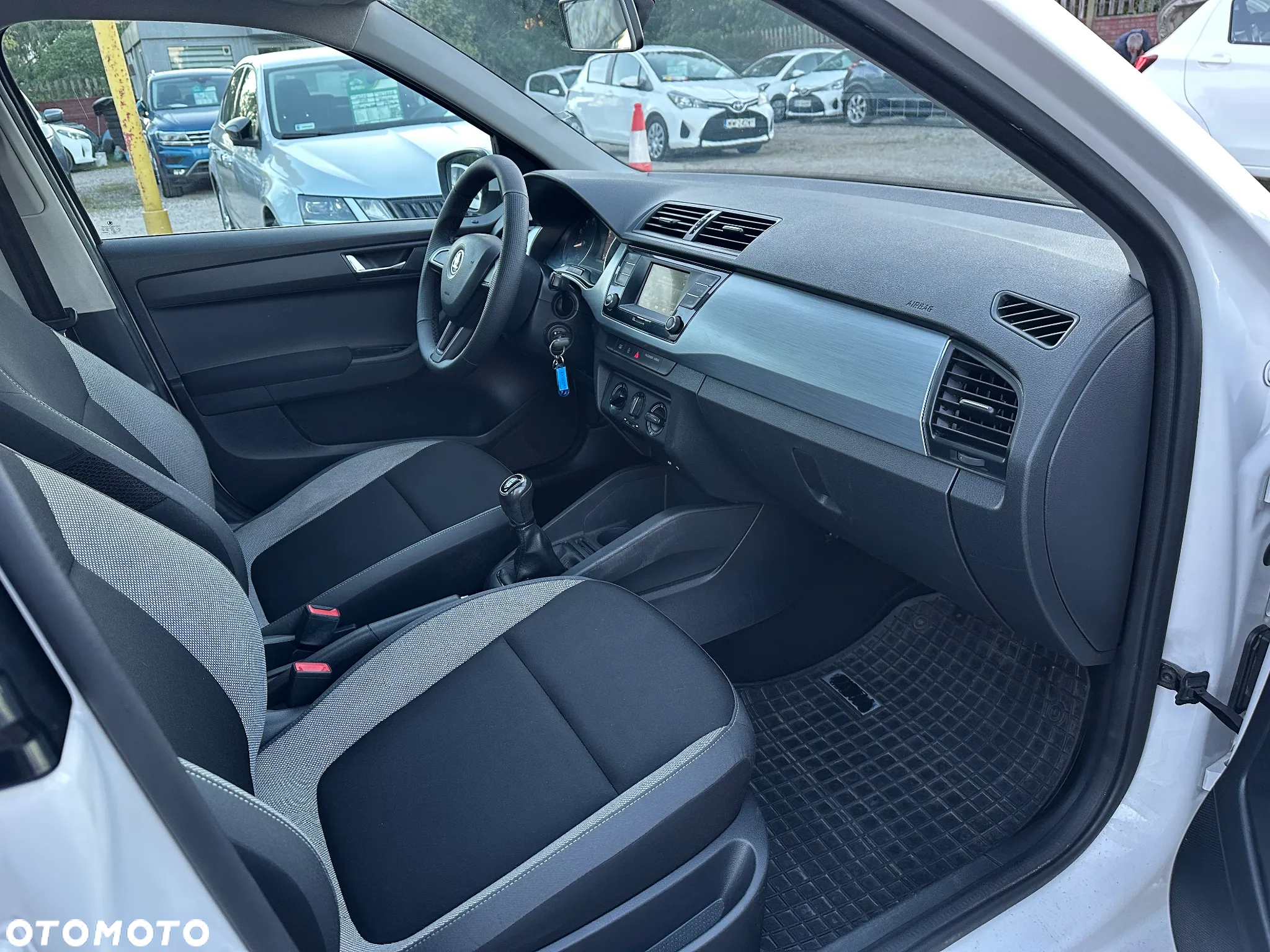 Skoda Fabia - 18