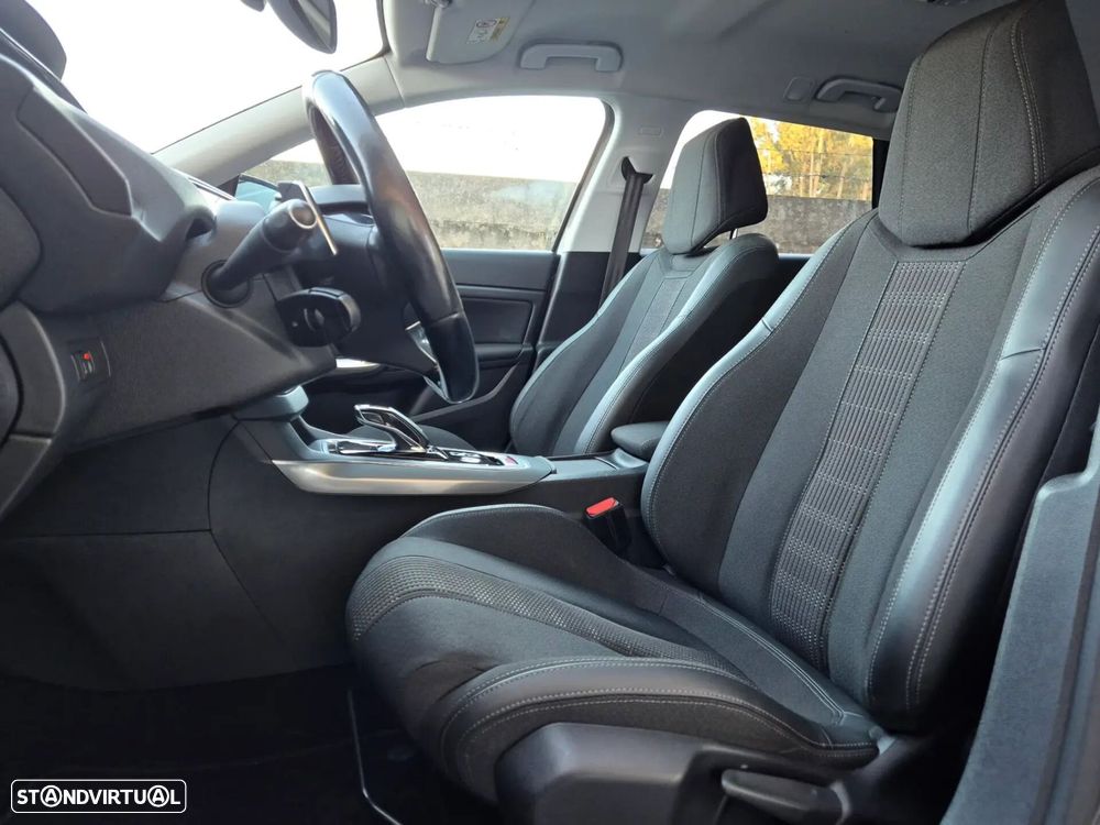 Peugeot 308 SW - 15