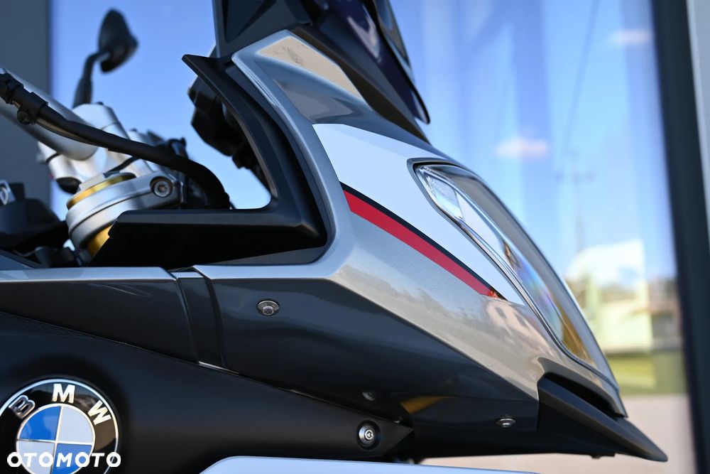 BMW XR - 30