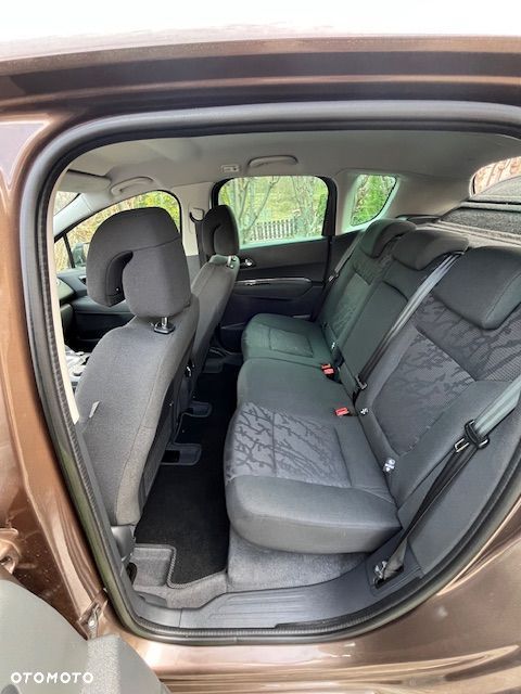 Peugeot 3008 2.0 HYbrid4 - 8