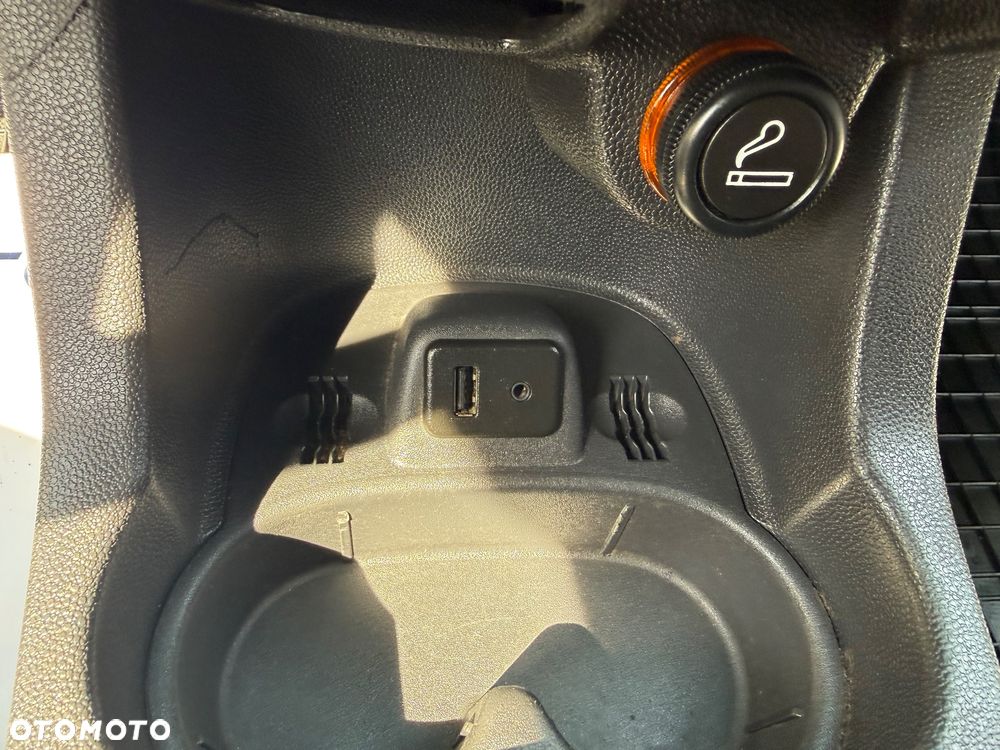 Opel Corsa 1.3 CDTI Enjoy - 22