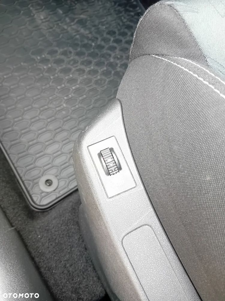 Citroën C4 1.6 HDi Attraction - 15