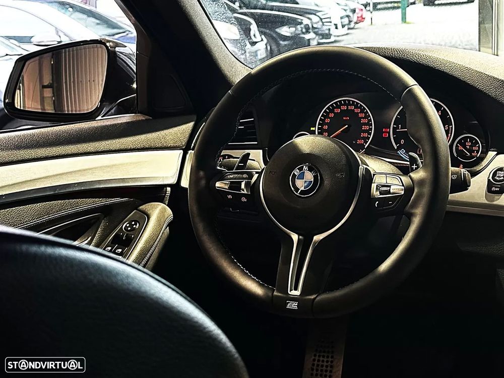 BMW 520 d Pack M Auto - 40