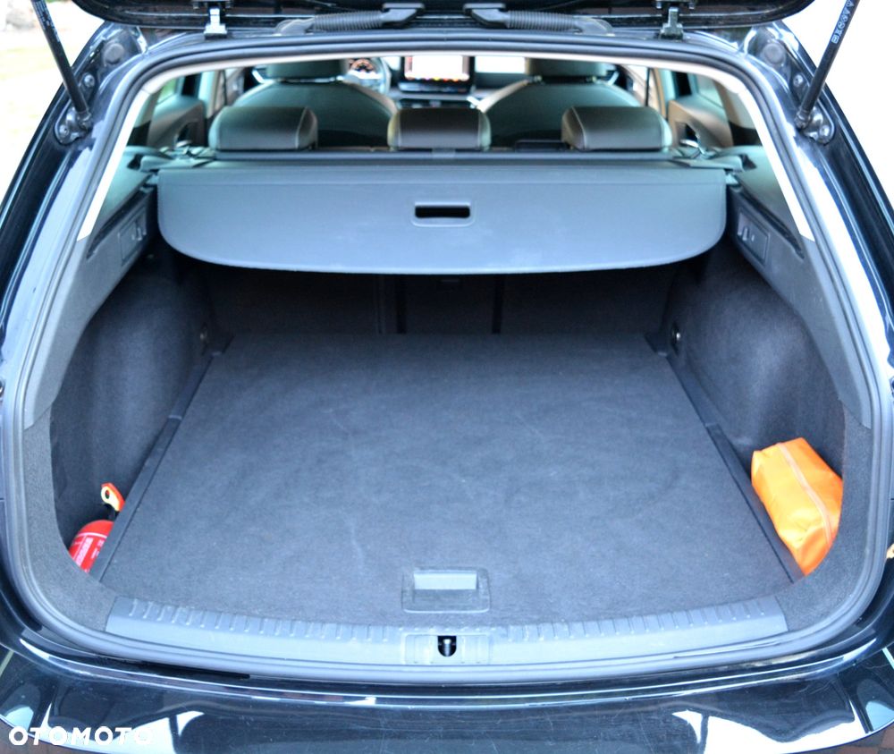 Seat Leon 2.0 TDI DSG Xcellence - 25