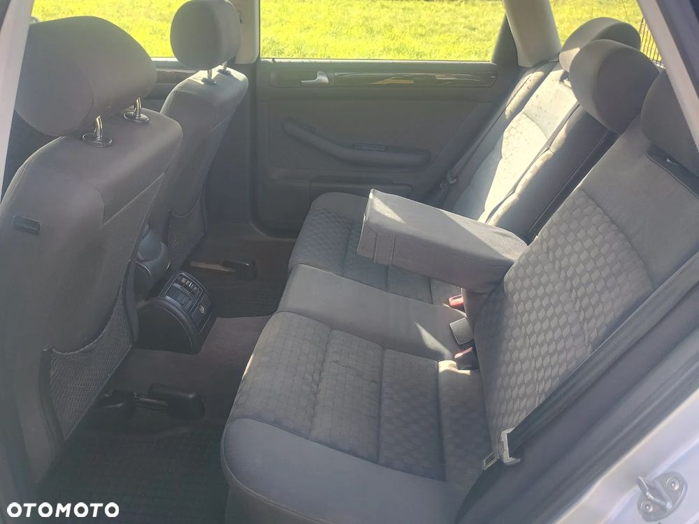 Audi A6 - 8
