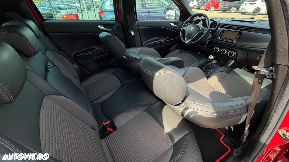 Alfa Romeo Giulietta 2.0 JTDM 16V Sport - 10