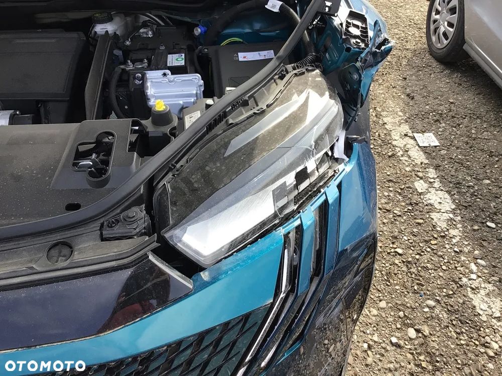 Peugeot 3008 1.2 PureTech mHEV Allure e-DCS6 - 5