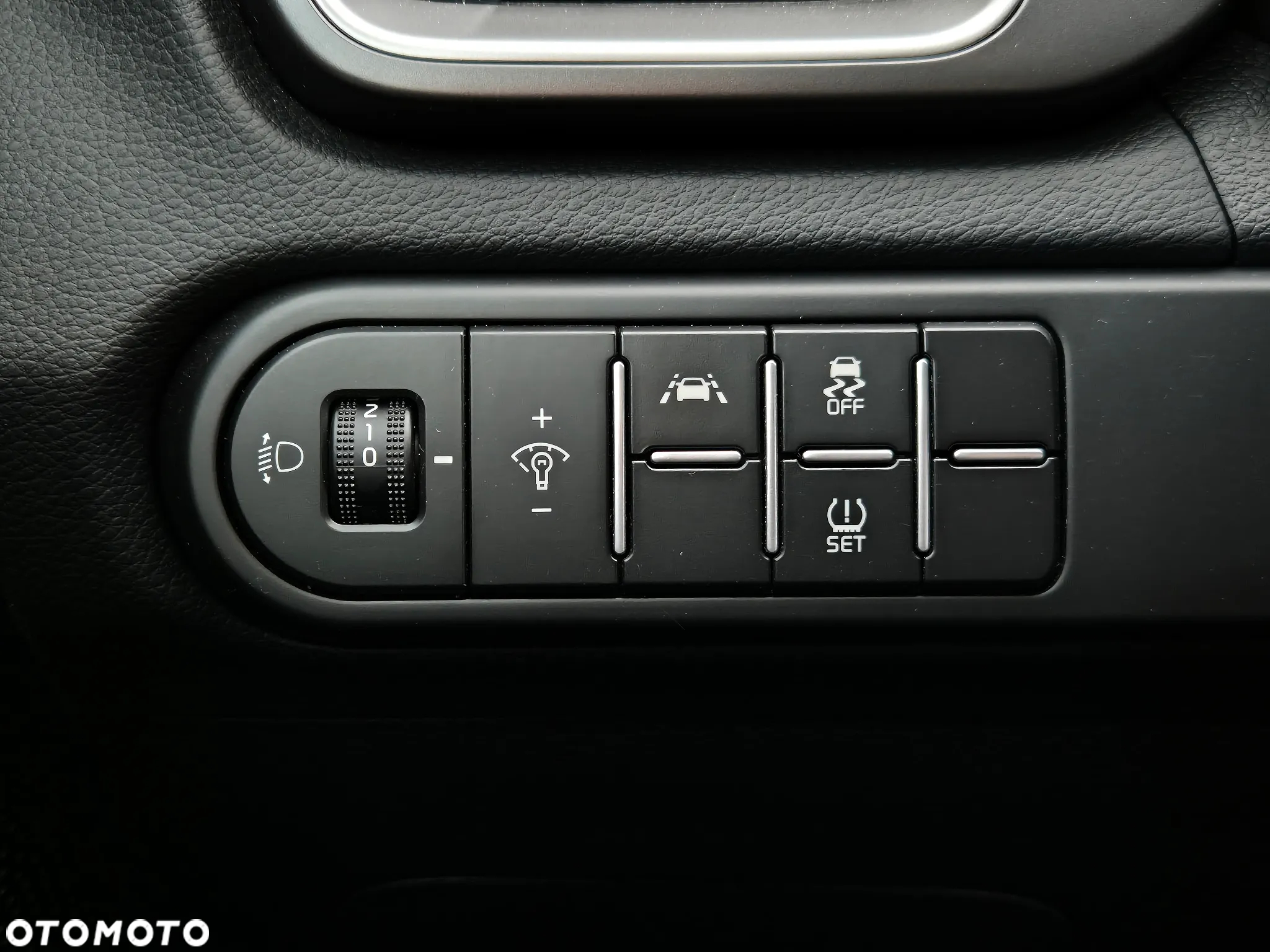 Kia Ceed 1.6 CRDi mHEV S - 23