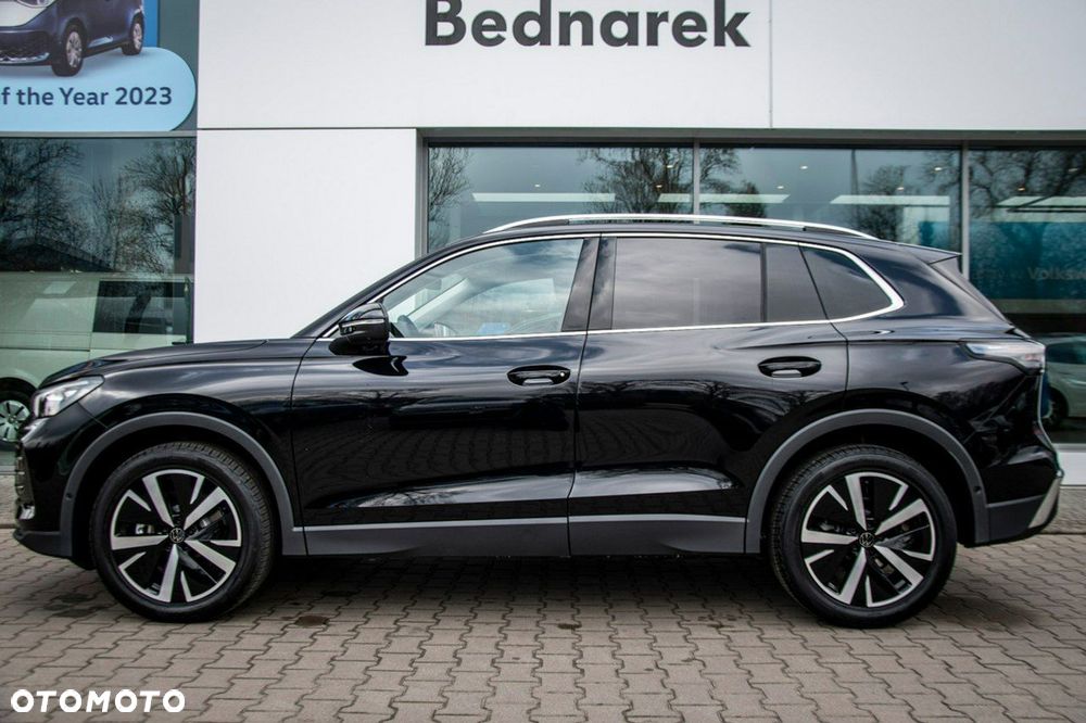 Volkswagen Tiguan - 5