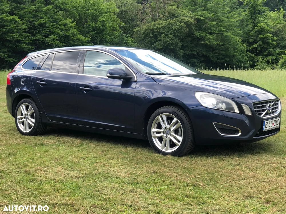 Volvo V60 D3 Summum - 6