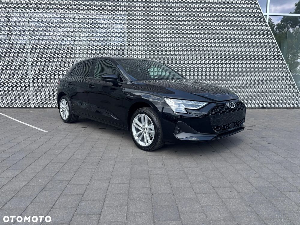 Audi A3 Sportback - 3