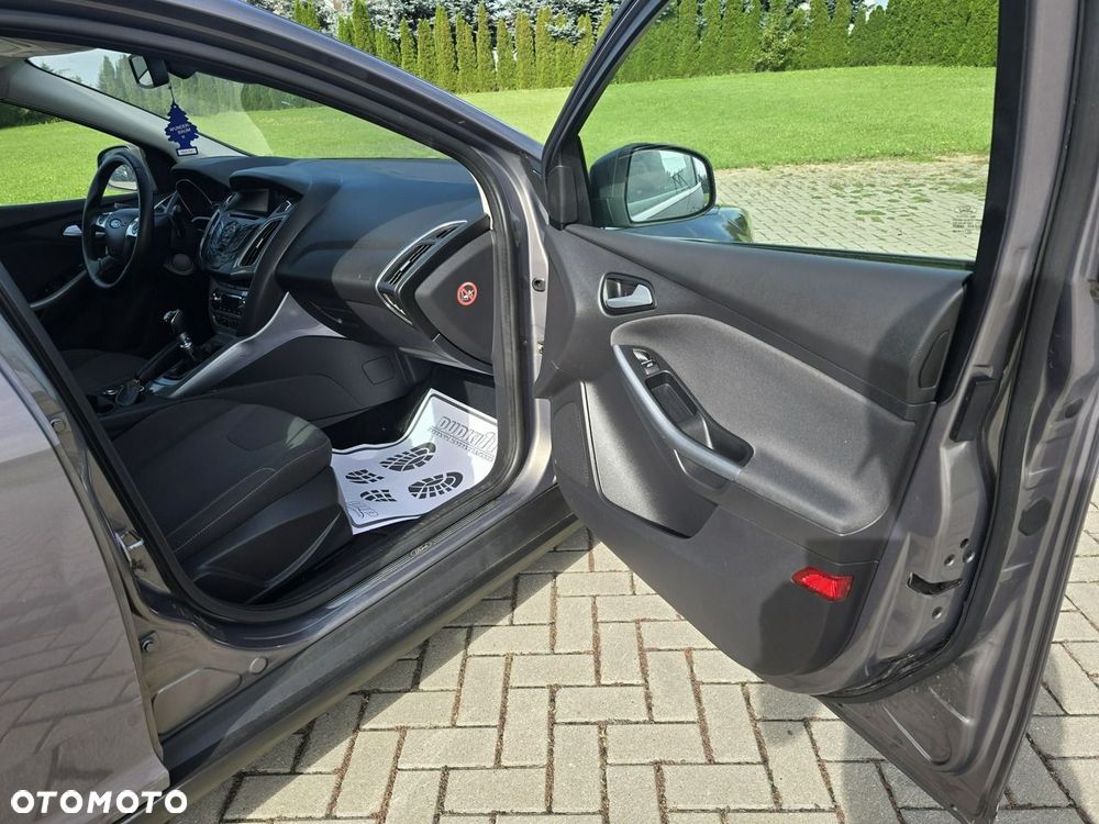 Ford Focus - 24